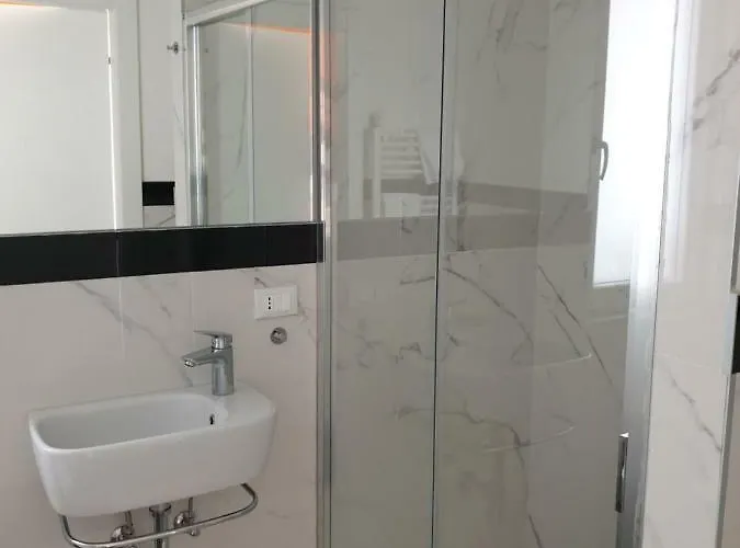 Roma Ariston 8 Апартаменти